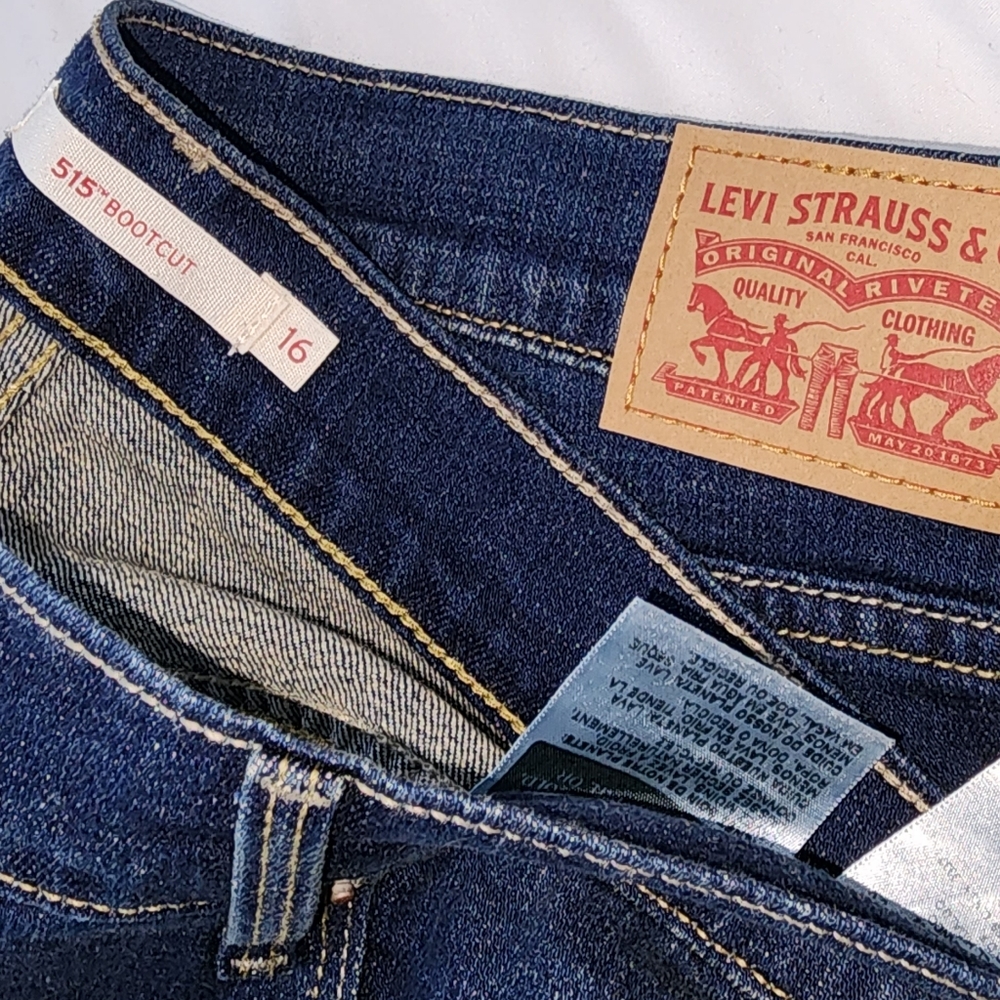 New -Levi's 515 womens size 16 bootcut jeans